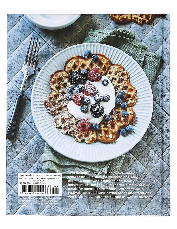 The ScandiKitchen: Simple, delicious dishes for any occasion - Aurell Bronte - Ruokakirjat - 10105363821 - 1