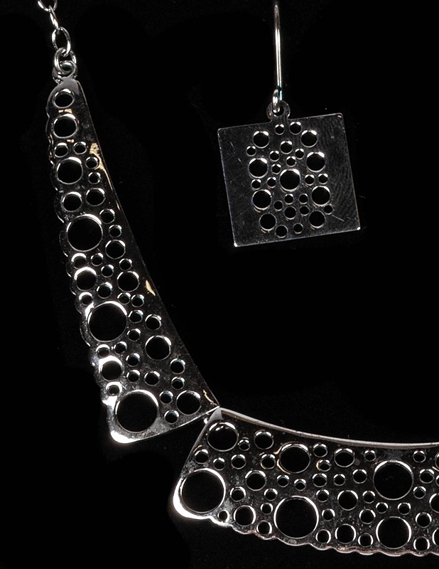 KULTAKESKUS Pitsi kaulakoru ja korvakorut - Korut - 10105364636 - 1