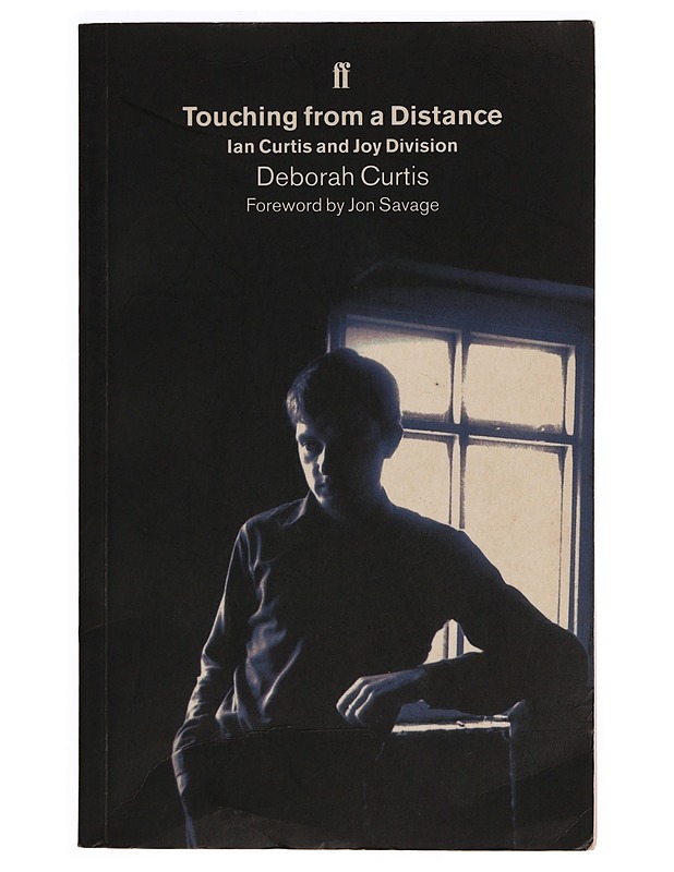 Touching from a Distanece - Deborah Curtis - Elämäkerrat ja muistelmat - 10105371437 - 0