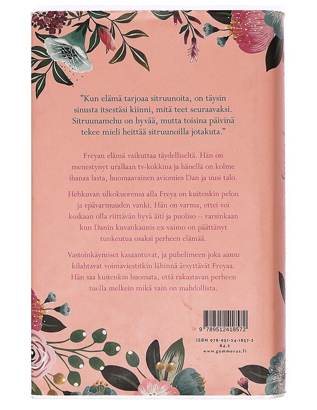 Perhesiteitä - Kelly, Cathy - Romaanit ja novellit - 10105373282 - 1