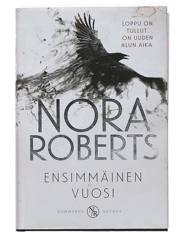 Ensimmäinen vuosi - Roberts, Nora - Fantasia- ja scifi - 10105373540 - 0