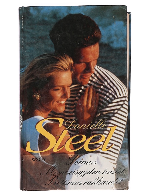 Sormus : Menneisyyden tuulet ; Bettinan rakkaudet - Steel, Danielle - Romaanit ja novellit - 10105374022 - 0