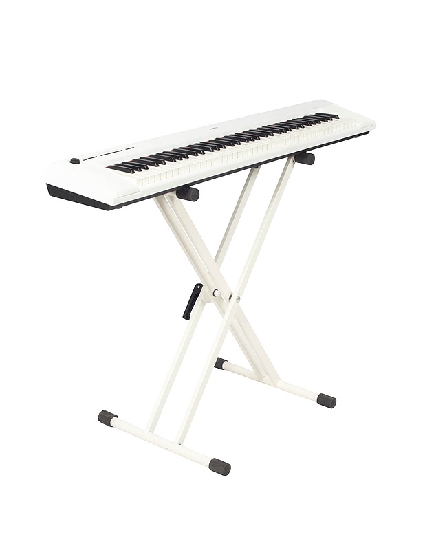 YAMAHA NP-32 digitaalipiano ja jalusta - Viihde-elektroniikka - 10105374891 - 0