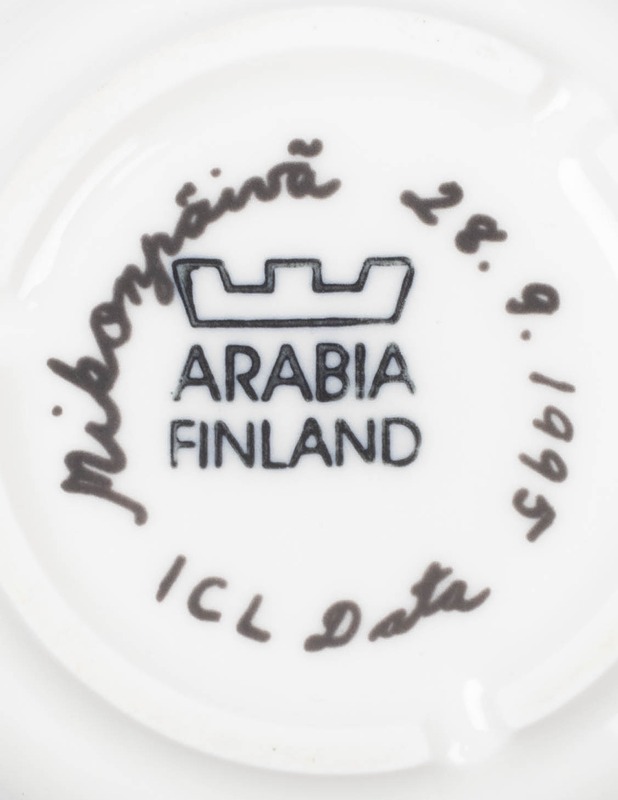 ARABIA Kuppileikki, pingviini ylöosa muki - Mikonpäivä erikoispainos - Designsuosikit - 10105376539 - 2