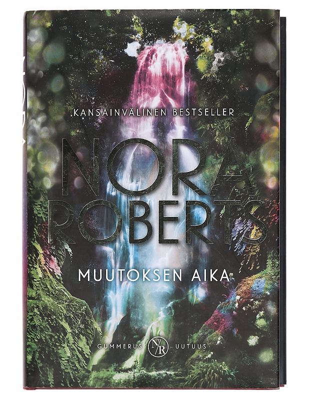 Muutoksen aika - Nora Roberts - Fantasia- ja scifi - 10105377256 - 0