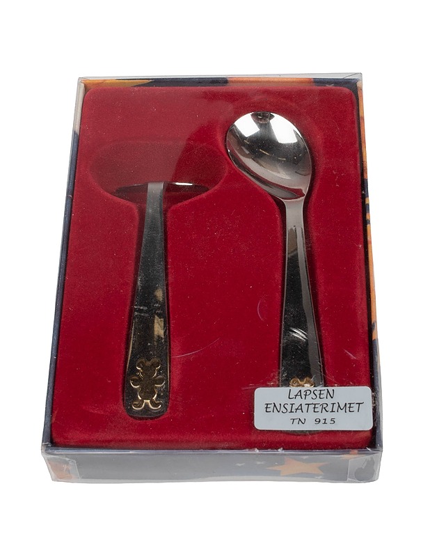Lapsen ensiaterimet, 2 osaa - Aterimet - 10105379114 - 0