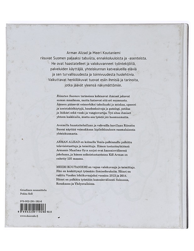 Riisuttu Suomi - Alizad, Arman - Elämäkerrat ja muistelmat - 10105383676 - 1