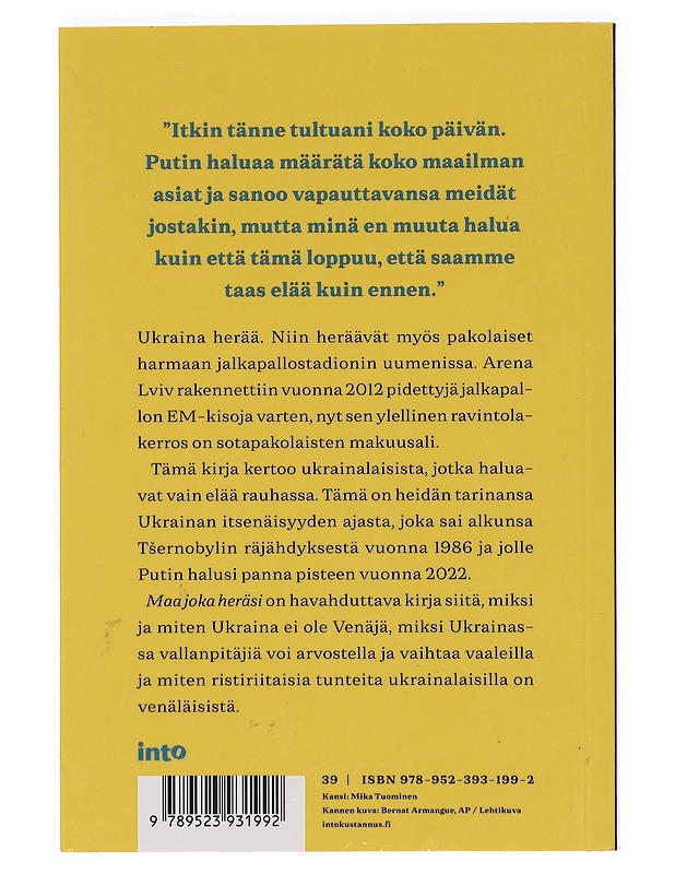 Maa joka heräsi - Kniivilä, Kalle - Historiakirjat - 10105386833 - 1