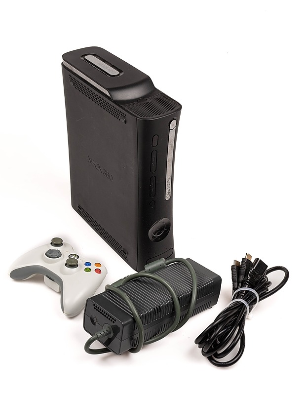 XBOX 360 pelikonsoli - Konsolit ja konsolipelit - 10105390502 - 0