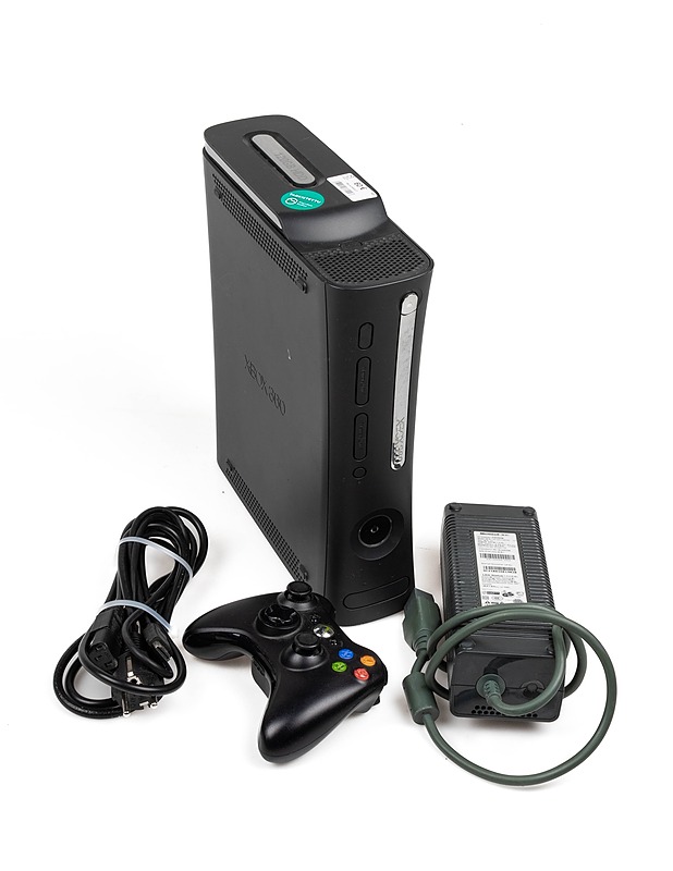 XBOX 360 pelikonsoli - Konsolit ja konsolipelit - 10105390508 - 0