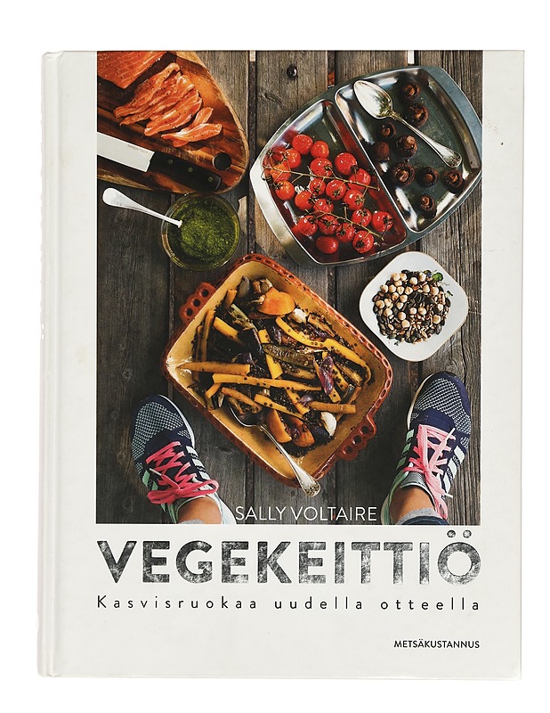 Vegekeittiö : kasvisruokaa uudella otteella - Voltaire, Sally - Ruokakirjat - 10105390828 - 0