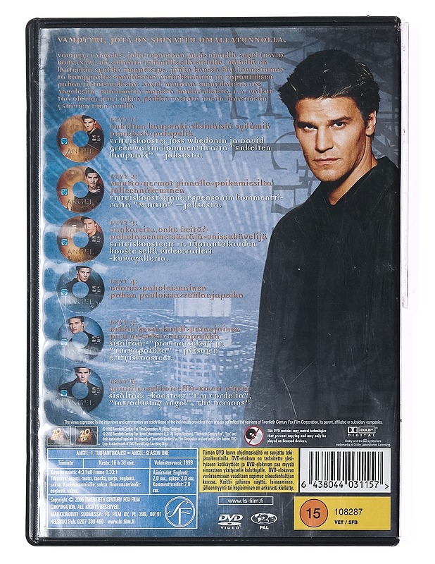 Angel: 1. tuotantokausi - DVD - DVD-elokuvat - 10105391073 - 1