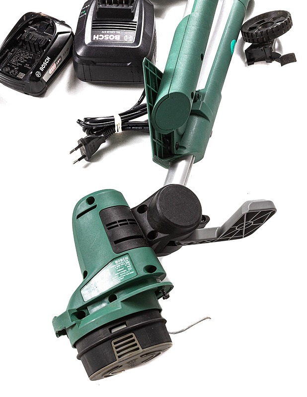 BOSCH UniversalGrassCut 18 ruohotrimmeri - Muu elektroniikka - 10105393281 - 2