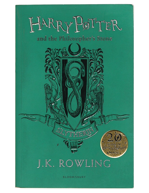 Harry Potter and the Philosopher's Stone - J.K. Rowling - Fantasia- ja scifi - 10105393927 - 0