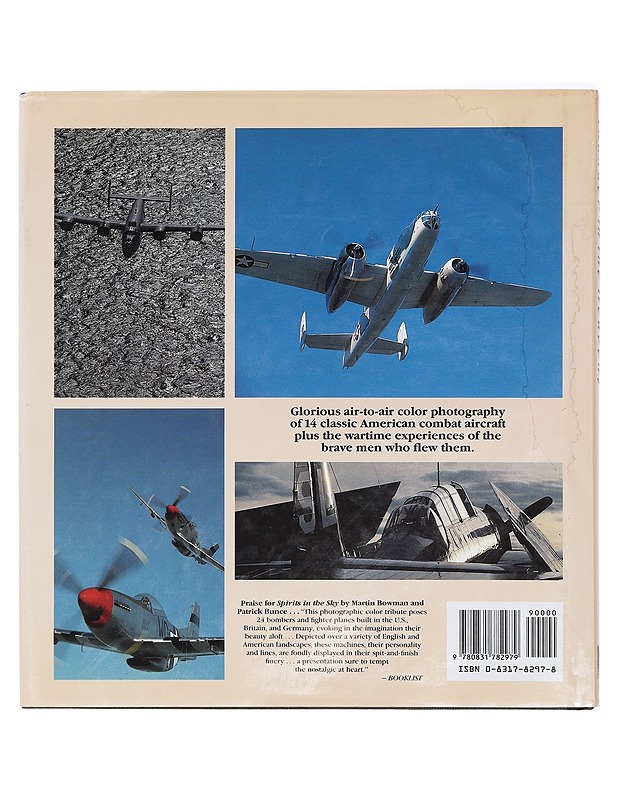 Thunder in the Heavens: Classic American Aircraft of World War II - Martin W. Bowman - Historiakirjat - 10105394657 - 1