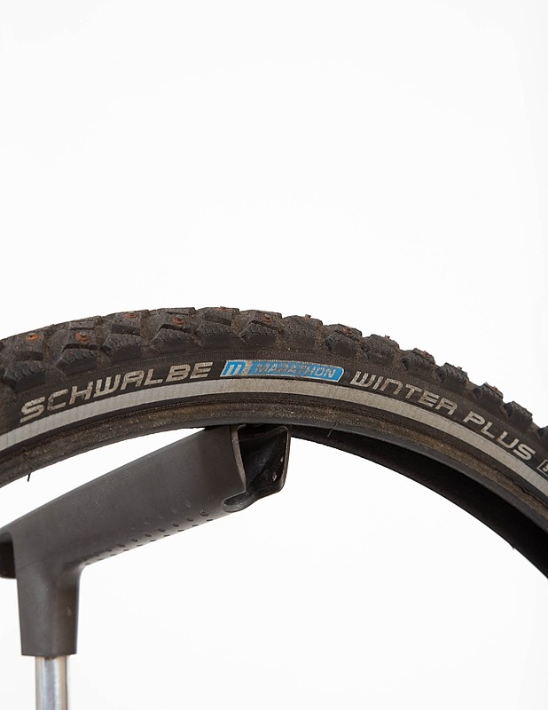 SCHWALBE Winter Plus Marathon polkupyörän nastarengas, 28" - Erikoispyörät - 10105396316 - 1