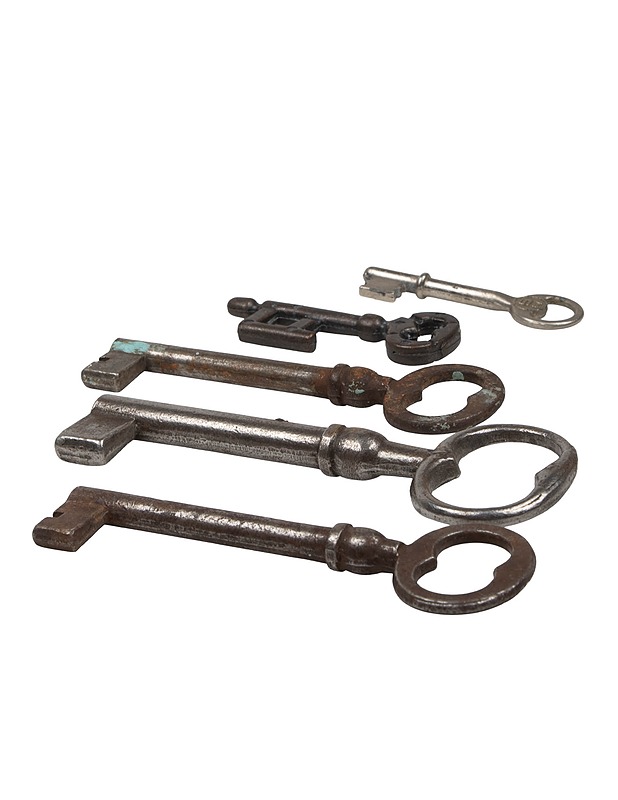 Vanhat avaimet, 5 kpl - Koriste-esineet - 10105398825 - 1
