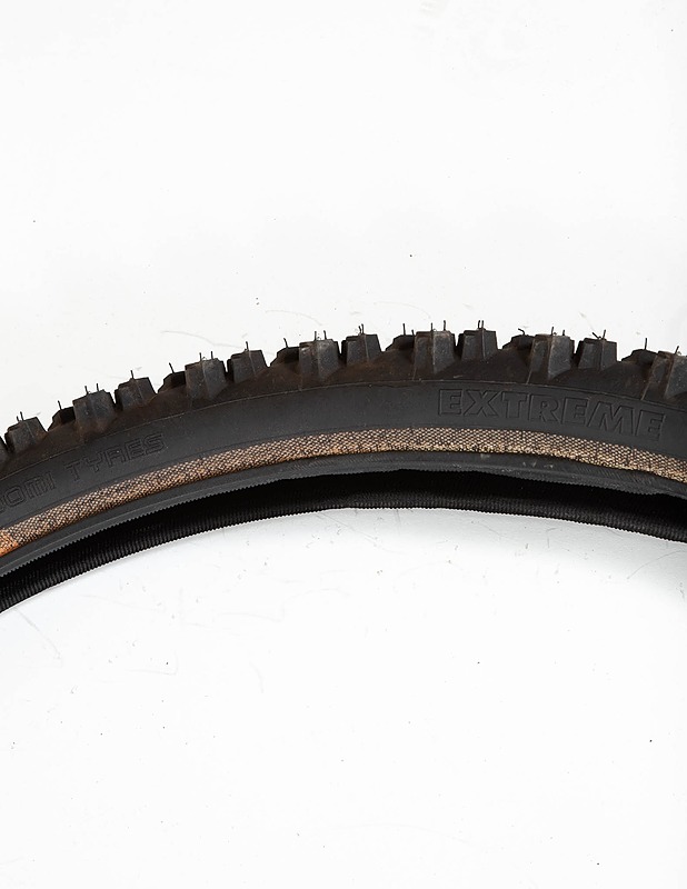 SUOMI TYRES Extreme polkupyörän nastarengas, 26" - Erikoispyörät - 10105399287 - 1