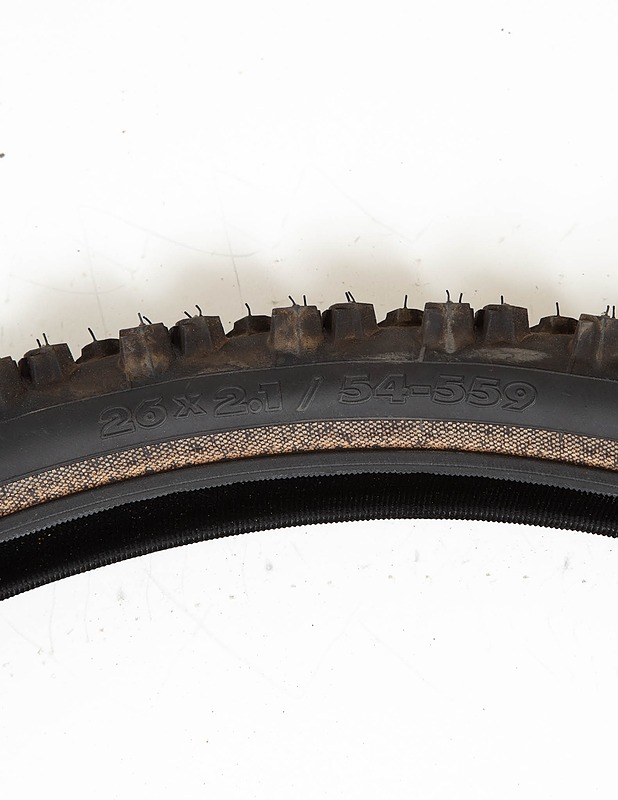 SUOMI TYRES Extreme polkupyörän nastarengas, 26" - Erikoispyörät - 10105399287 - 2