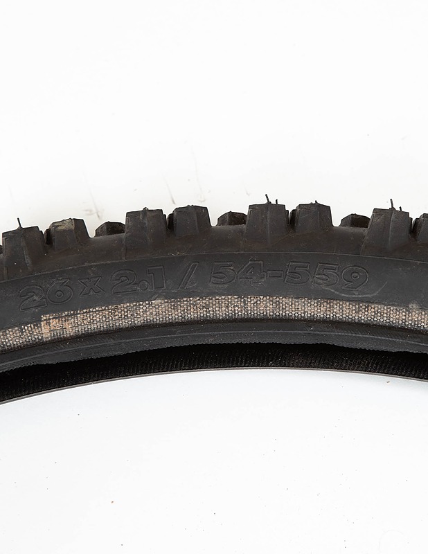 SUOMI TYRES Extreme polkupyörän nastarengas, 26" - Erikoispyörät - 10105399303 - 2