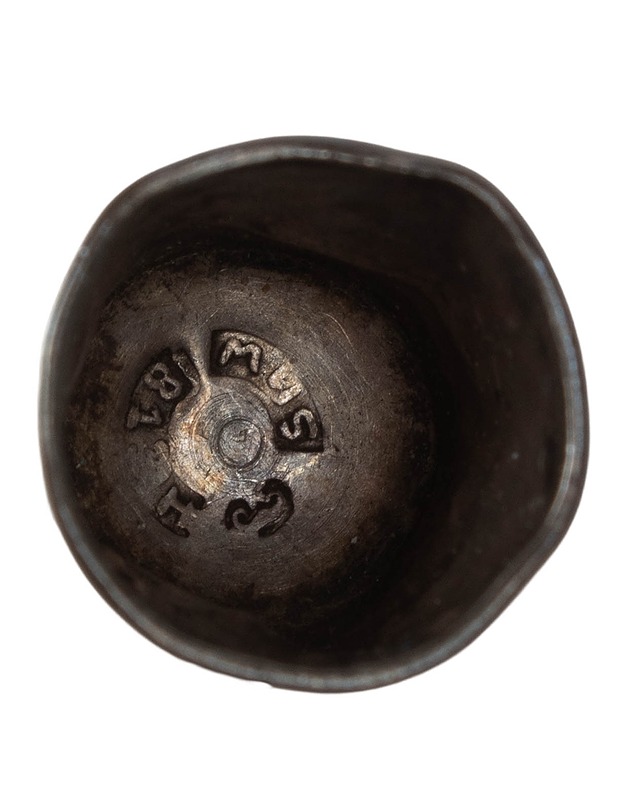 Hopeinen sormustin - Ompelu - 10105401256 - 2