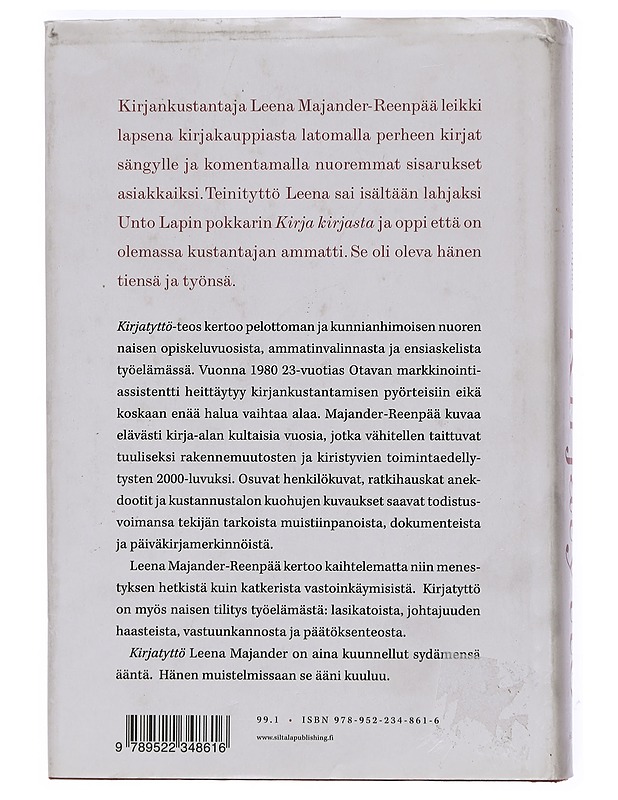 Kirjatyttö : kustantajaelämää - Leena Majander-Reenpää - Elämäkerrat ja muistelmat - 10105401425 - 1