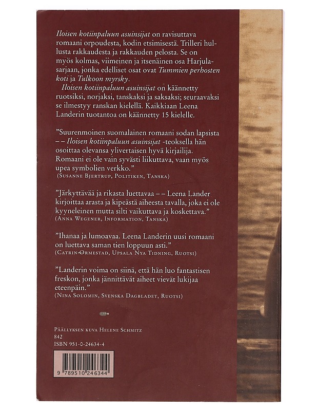 Iloisen kotiinpaluun asuinsijat - Leena Lander - Romaanit ja novellit - 10105401775 - 1