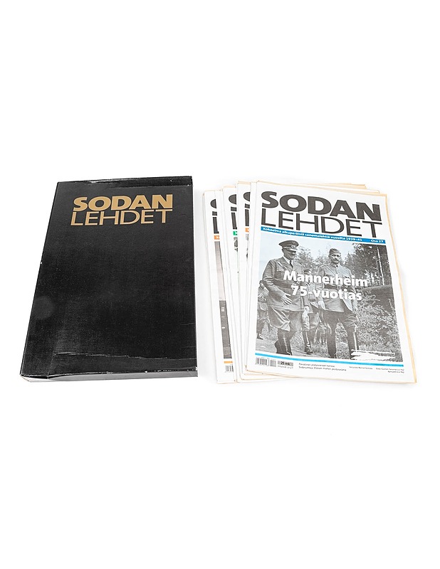 Sodan lehdet : kokoelma sanomalehtiä vuosilta 1939-45 osat 1-52 Koteloita 4 kpl - Lehdet - 10105402007 - 2