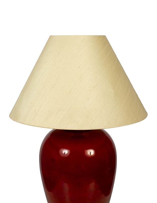 Tummanpunainen keraaminen pöytävalaisin - Designsuosikit - 10105403906 - 1