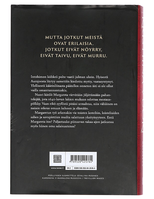 Samettiin kätketty - Kristiina Vuori - Romaanit ja novellit - 10105404216 - 1