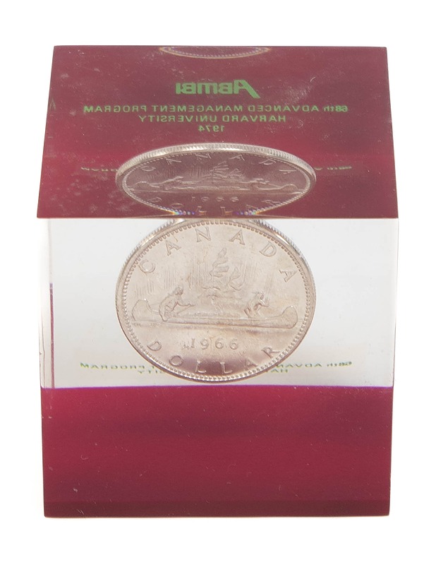 Harvard AMP muistoesine - Koriste-esineet - 10105405842 - 2