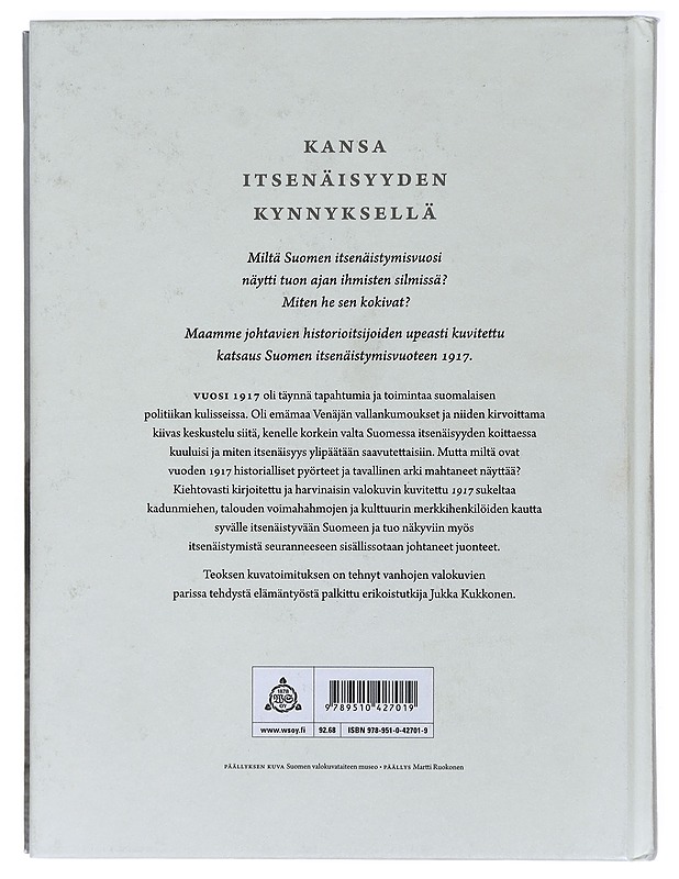 1917 - Häggman, Kai ; Keskisarja, Teemu ; Kuisma, Markku  - Historiakirjat - 10105406126 - 1