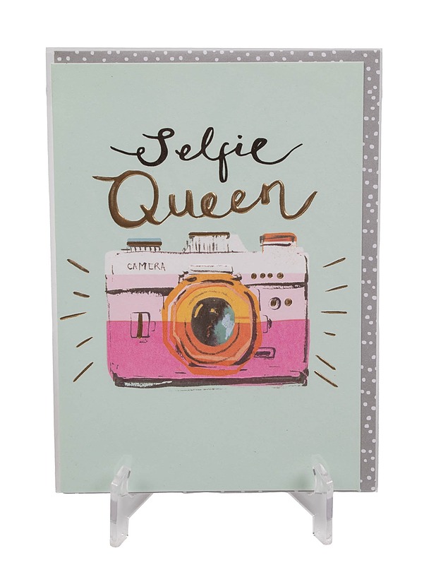 LOUISE TILER Selfie Girl onnittelukortti ja kuori - Askartelu - 10105406755 - 0