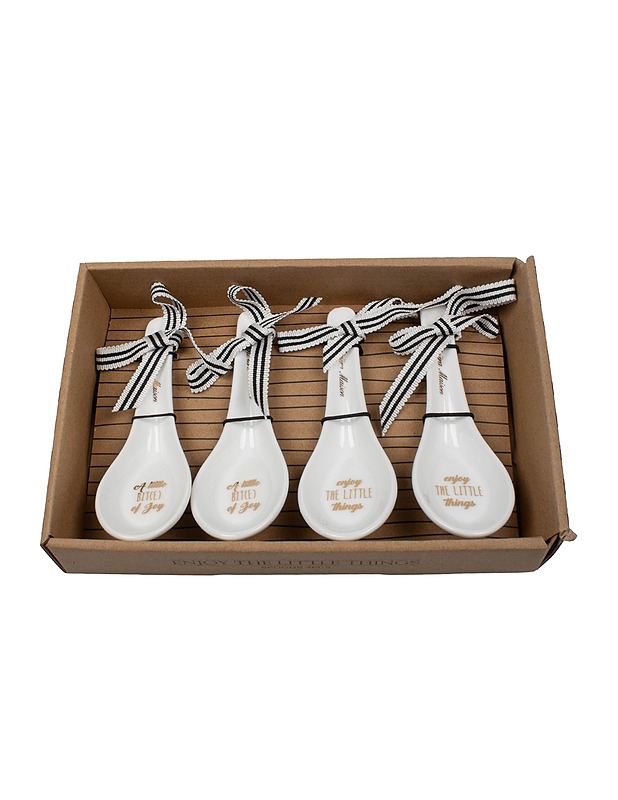 Neljän posliinilusikan setti - Joulutuotteet - 10105407774 - 1