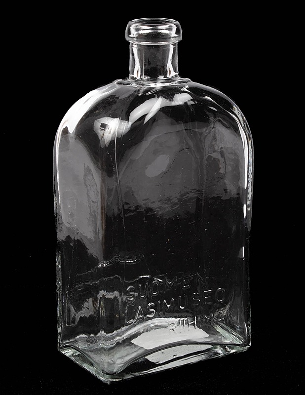 RIIHIMÄEN LASI Suomen Lasimuseo pullo - Tarjoiluastiat - 10105407934 - 1