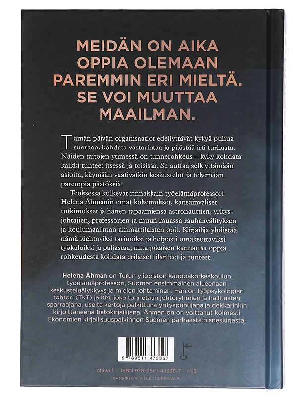 Tunnerohkeus : suoraan puhumisen ja vastarinnan kohtaamisen taito - Helena Åhman - Tietokirjat ja oppaat - 10105408531 - 1