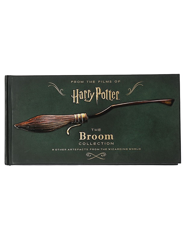 The Broom Collection & Other Artefacts from the Wizarding World - Revenson, Jody - Lastenkirjat - 10105408971 - 0