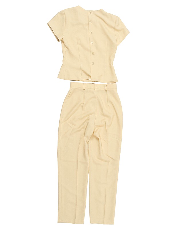 Kellertävä paita ja housut, 40 - The Most Wanted vaatteet ja asusteet - 10105410763 - 1