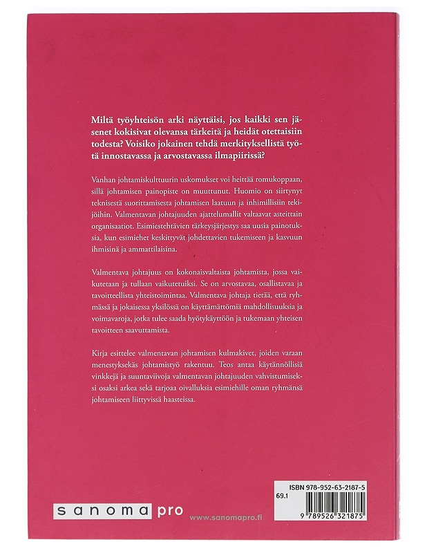 Valmentava johtajuus - Ristikangas, Marjo-Riitta - Tietokirjat ja oppaat - 10105414240 - 1