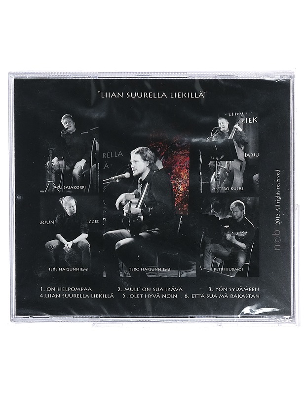 Tero Harjunniemi -unplugged: Liian suurella liekillä - CD - CD-levyt - 10105414689 - 1