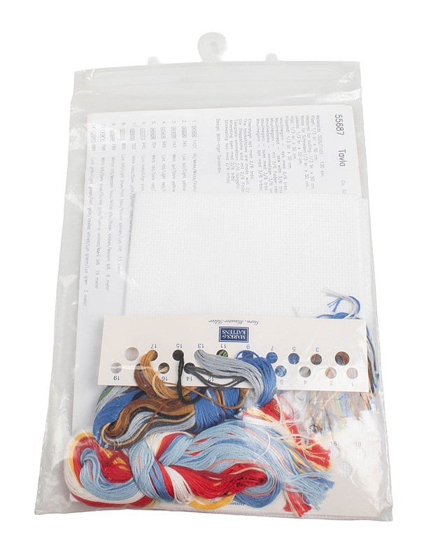 MARKS & KATTENS Tomte med stjärnhimmel kirjontatyö - Käsityö - 10105415550 - 1