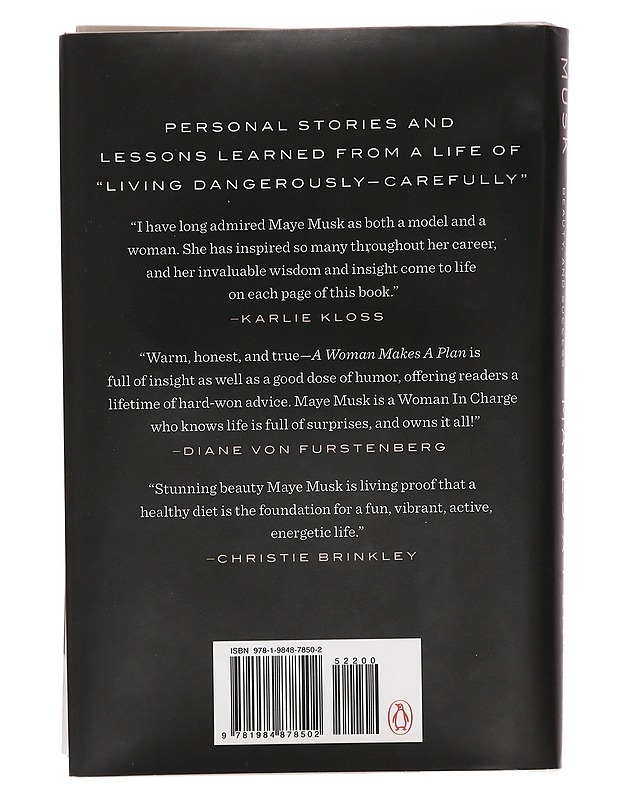 A Woman Makes a Plan: Advice for a Lifetime of Adventure, Beauty, and Success - Musk, Maye - Elämäkerrat ja muistelmat - 10105416035 - 1