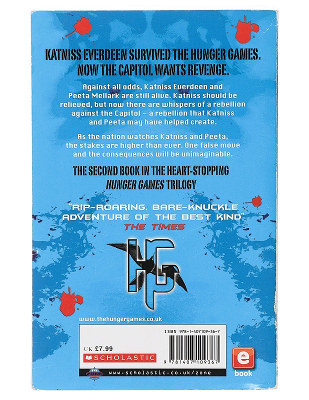 Catching fire - Suzanne Collins - Jännitys ja dekkarit - 10105416950 - 1