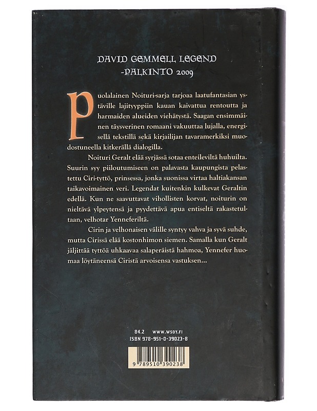 Haltiain verta - Sapkowski, Andrzej - Romaanit ja novellit - 10105417011 - 1