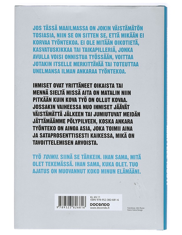 Ajattele isosti : 7 oppia menestymiseen - Schwarzenegger, Arnold - Elämäkerrat ja muistelmat - 10105417652 - 1