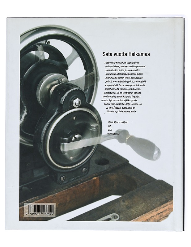 Hopeasiipi. Sata vuotta Helkamaa - Tapani Mauranen - Tietokirjat - 10105418526 - 1