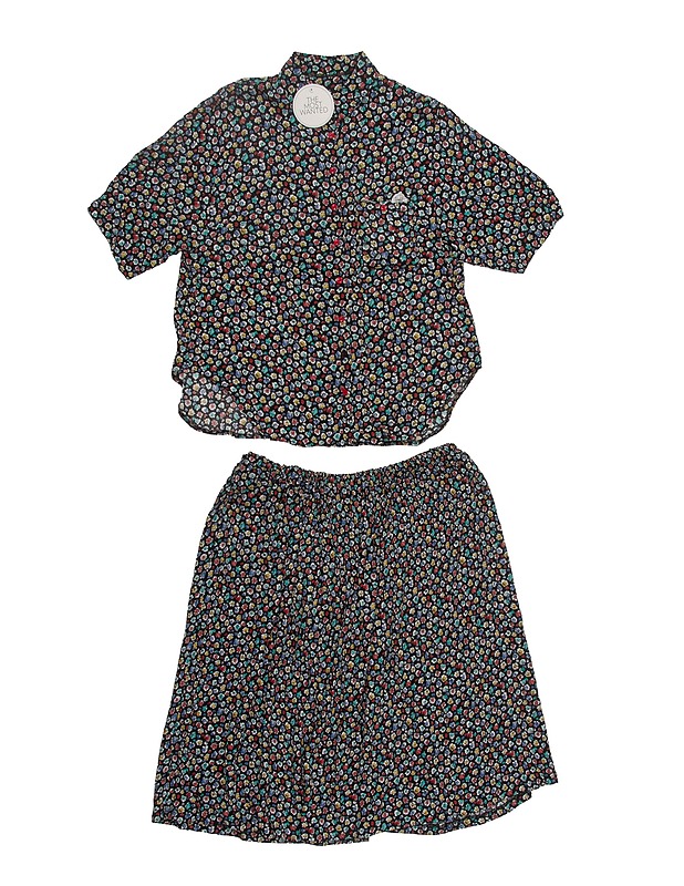 Kukkakuvioinen paita ja hame - Naisten paidat ja topit - 10105421048 - 0