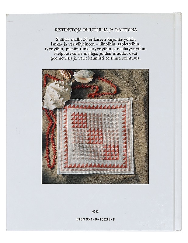 Ristipistoja ruutuina ja raitoina - Inga Bergfeldt - Käsityökirjat - 10105421954 - 1