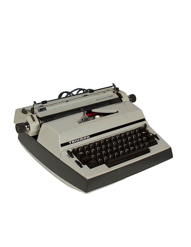 TRIUMPH Gabriele 5000 sähkökirjoituskone - Muu elektroniikka - 10105423372 - 2