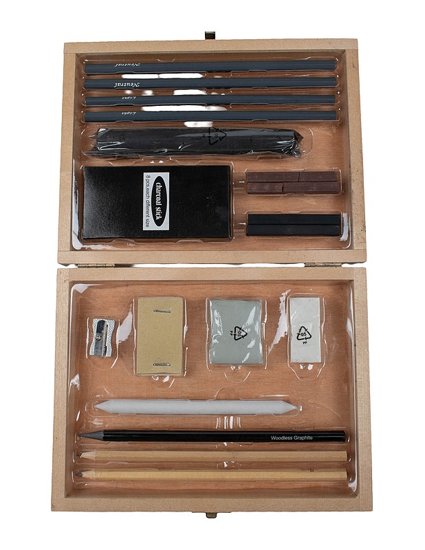 Piirustushiilisetti, 26 osaa - Askartelu - 10105423556 - 1